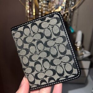 RARE COACH PHOTO WALLET